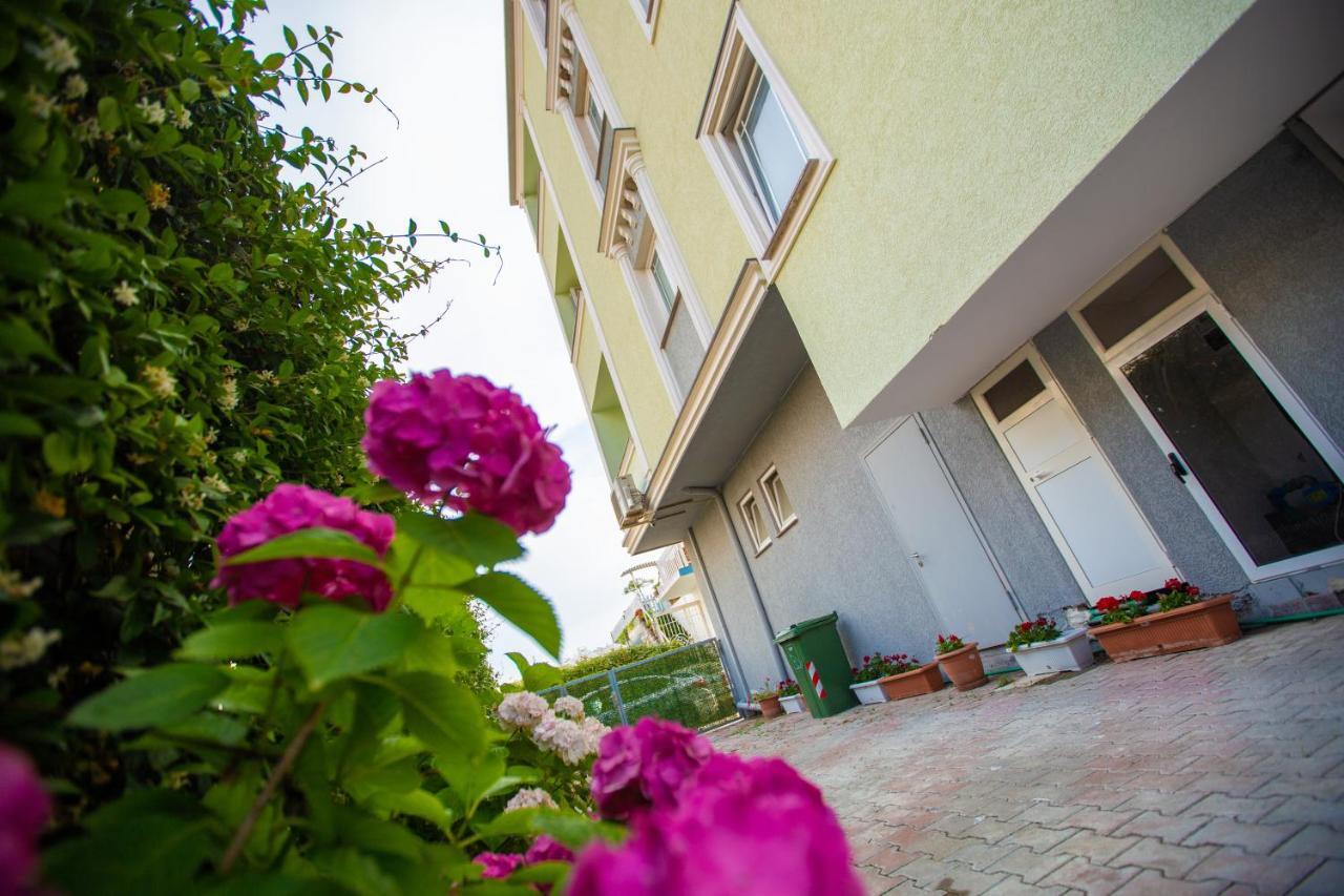 Velipoja Apartments Exterior photo